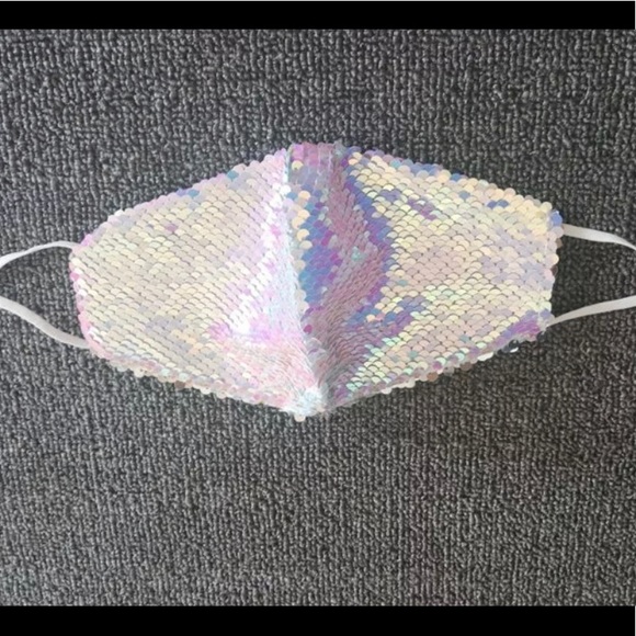 Sequin Iridescent Mask with Adjustable ear loops - Picture 4 of 4